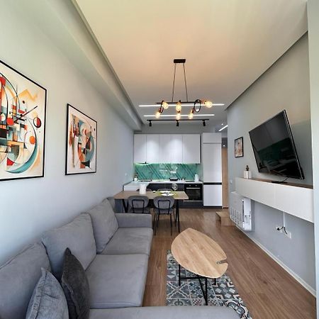 Picasso Apartment Тирана Екстериор снимка