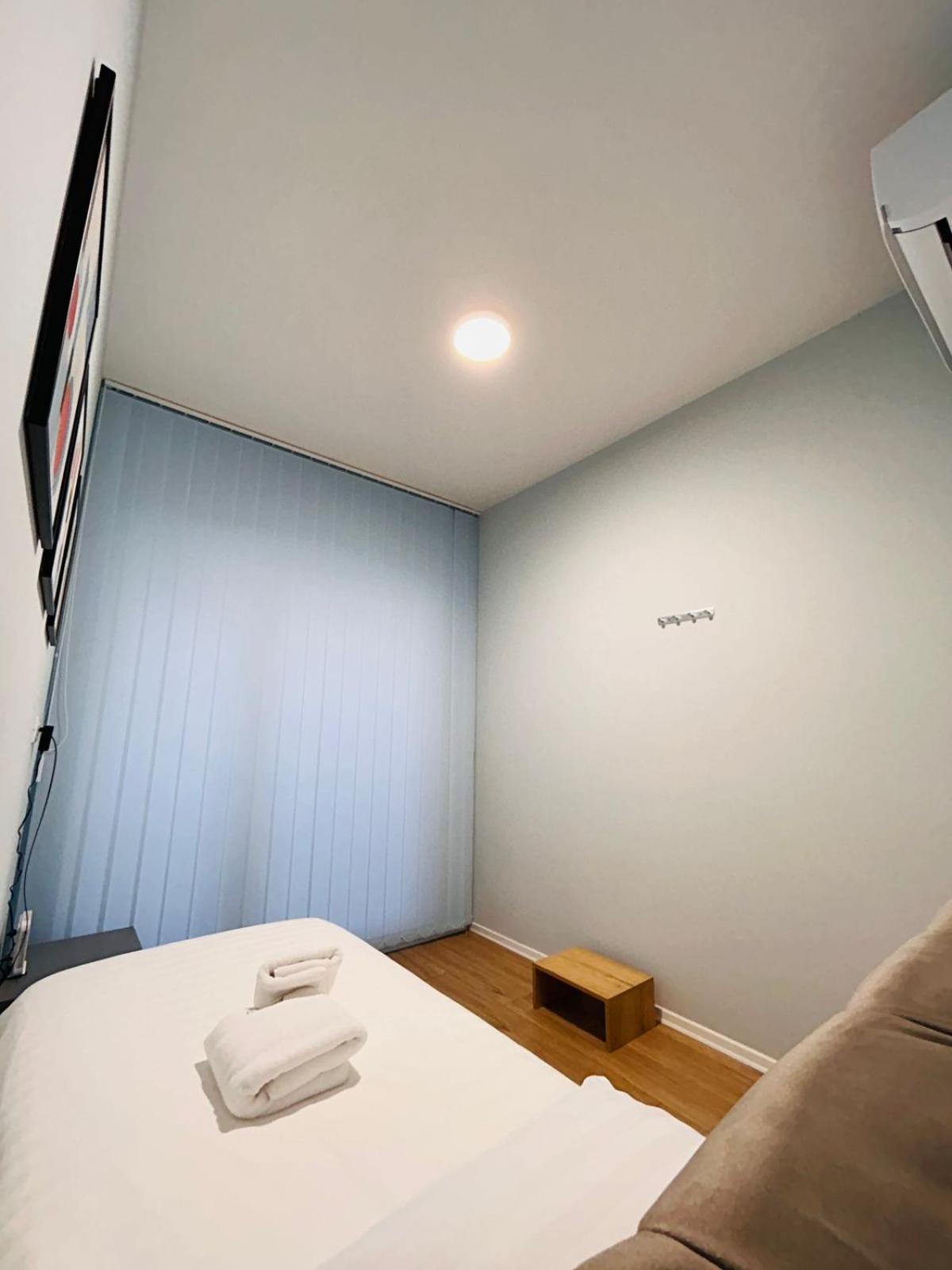 Picasso Apartment Тирана Екстериор снимка