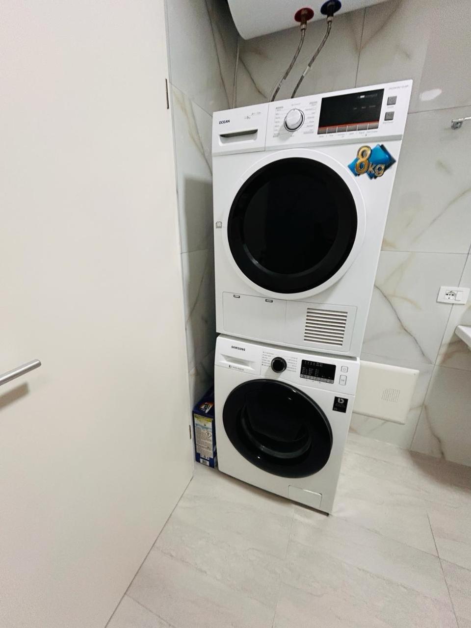 Picasso Apartment Тирана Екстериор снимка