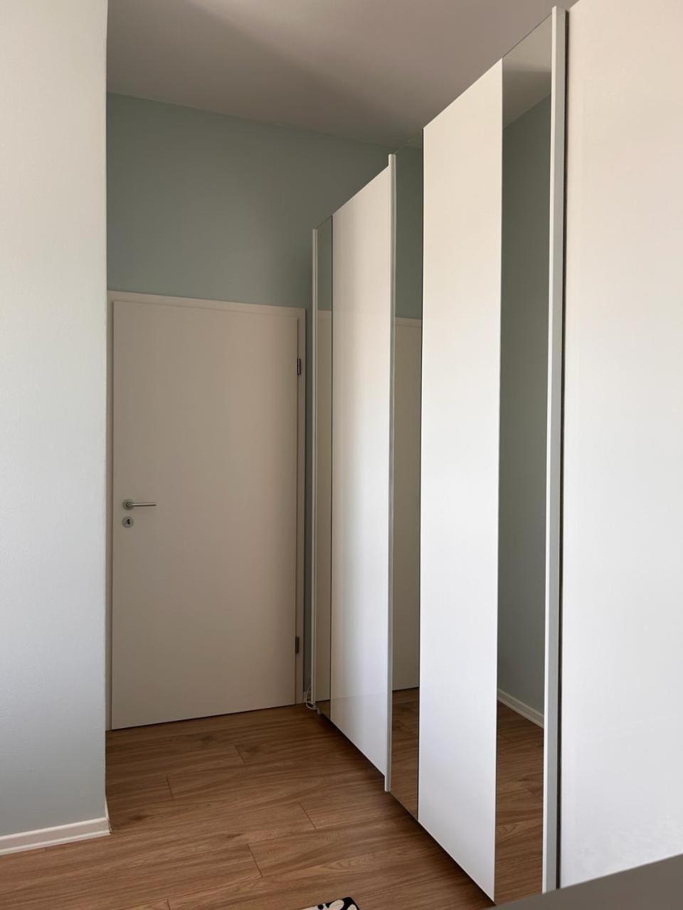 Picasso Apartment Тирана Екстериор снимка
